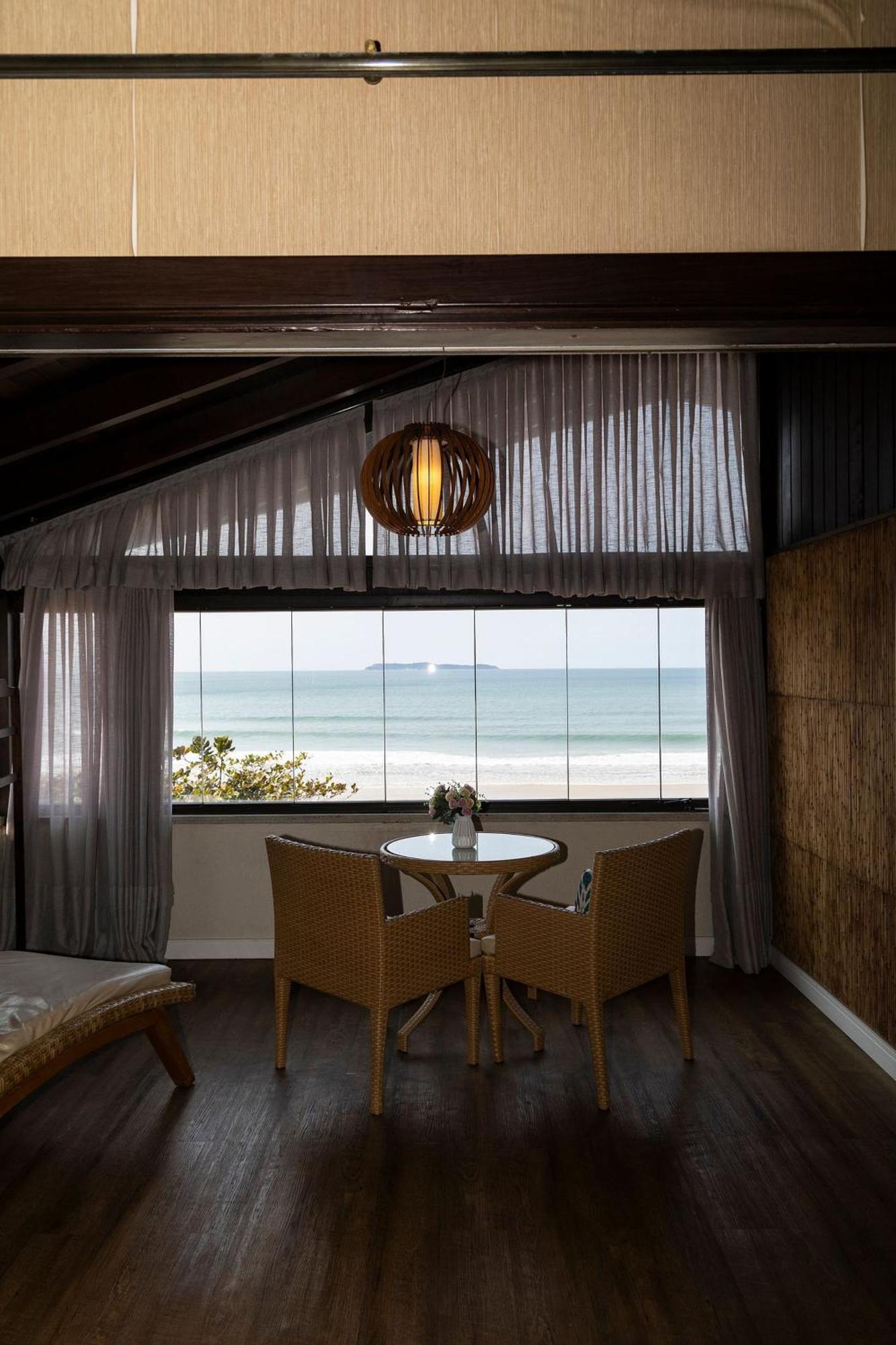 Hospedaria Refugio Das Gales 봄비나스 외부 사진